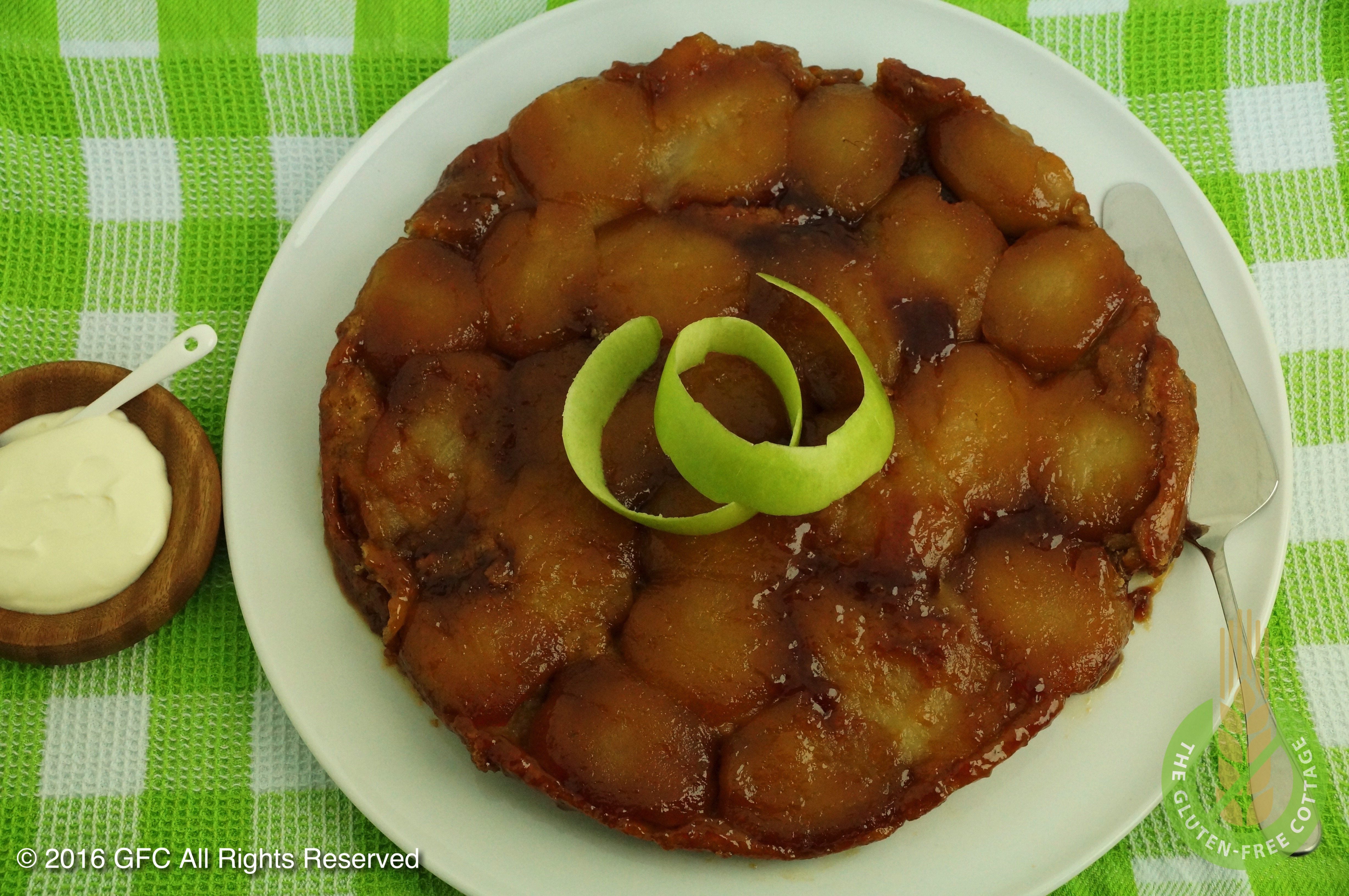 Gluten-free upside down apple pie (tarte tatin).