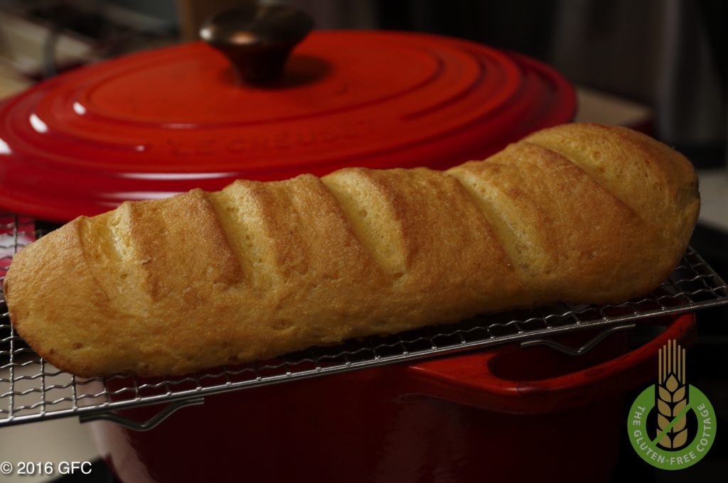 The baked bread needs to cool off on a baking rack (gluten-free French bread or white bread).